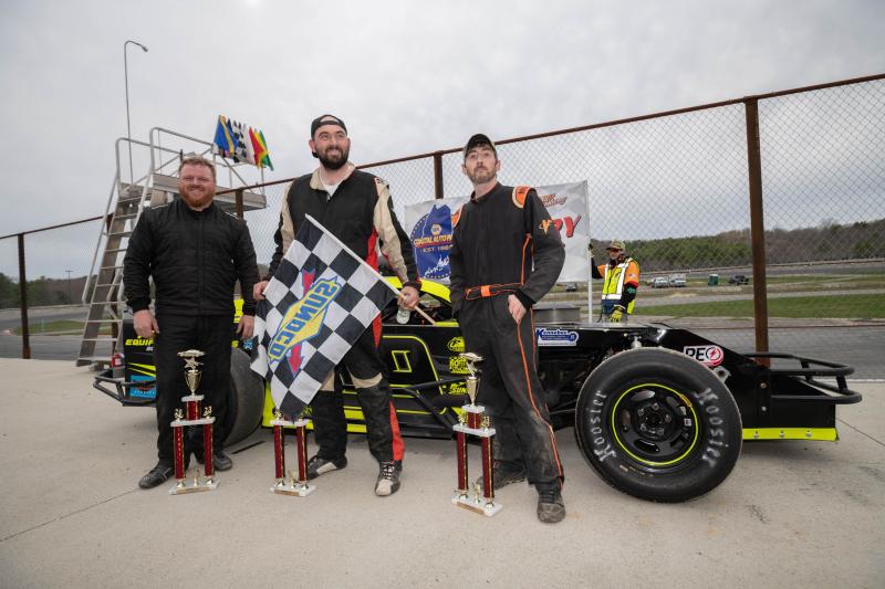 Wiscasset Speedway hosts action packed Group 2 season opener